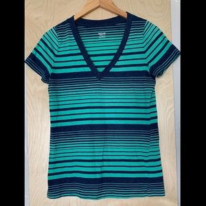3/$15 Striped T-shirt sz L